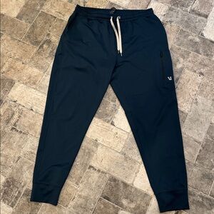 Vuori Sunday Performance Jogger in blue Large